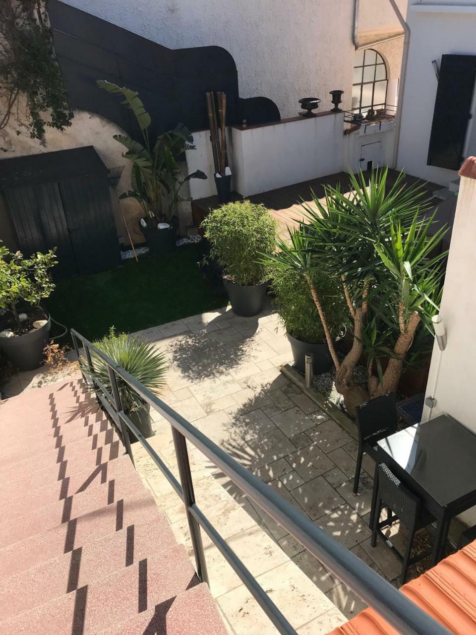Apartament A Pieds Sanary-sur-Mer